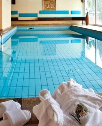 Relax at the hotel with pool and wellness in the heart of Alsace.